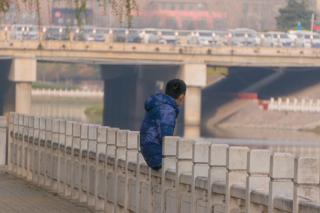 Back View Riverside Lonely Man  - lshmdy33667799 / Pixabay